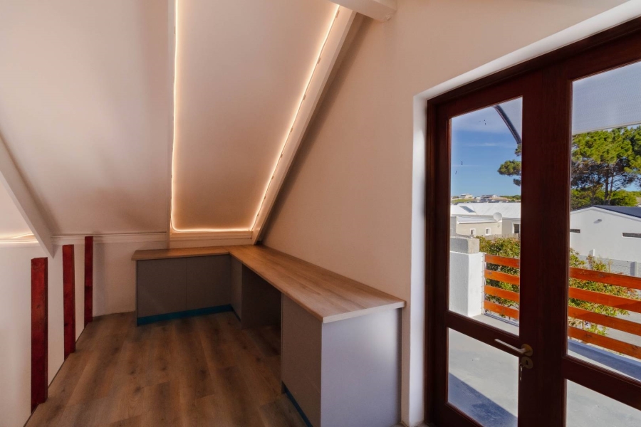4 Bedroom Property for Sale in Vermont Western Cape